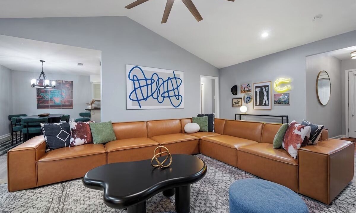 Photo of Livingroom in North Oaks