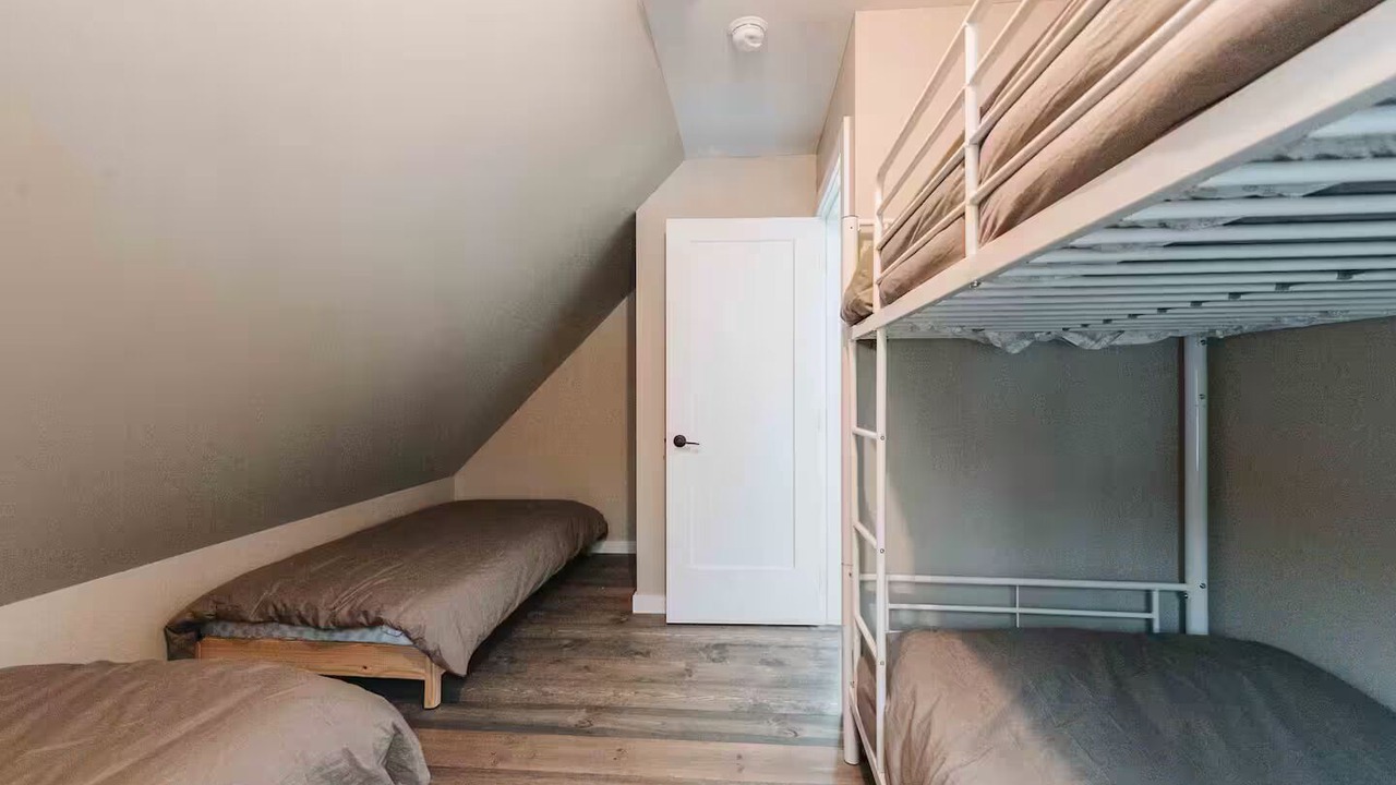 Photo of Bedroom in Mandeville