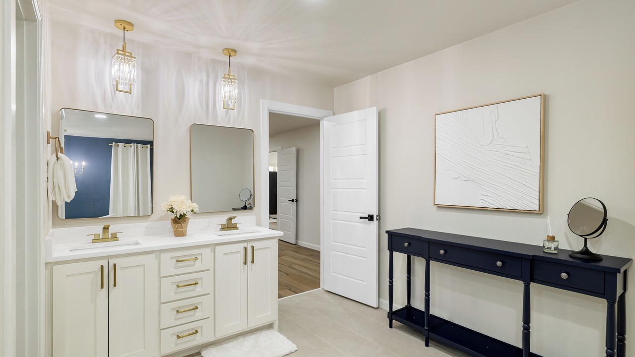 Photo of Bathroom in Lake Highlands
