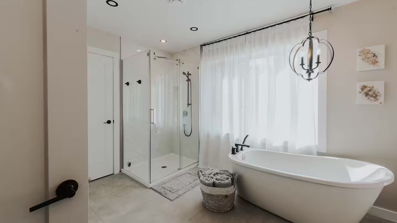 Photo of Bathroom in Mandeville