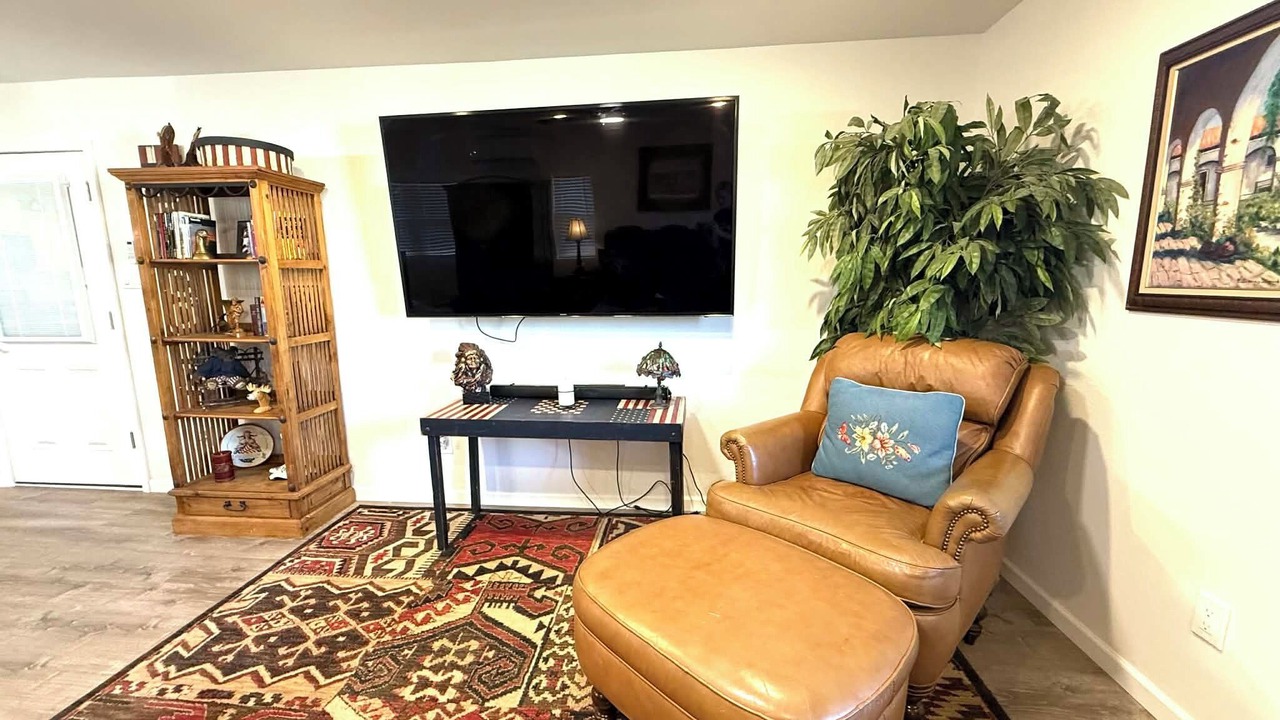 Photo of Livingroom in Brackettville