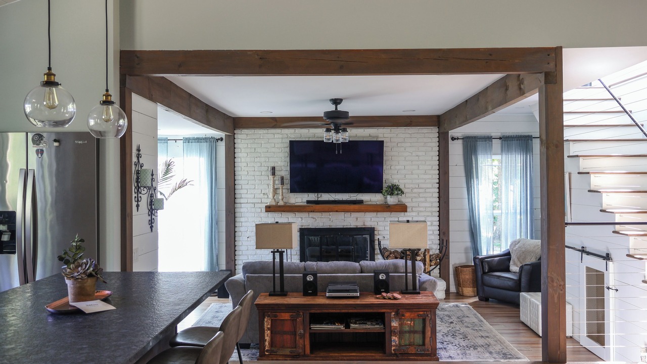 Photo of Livingroom in Fairview