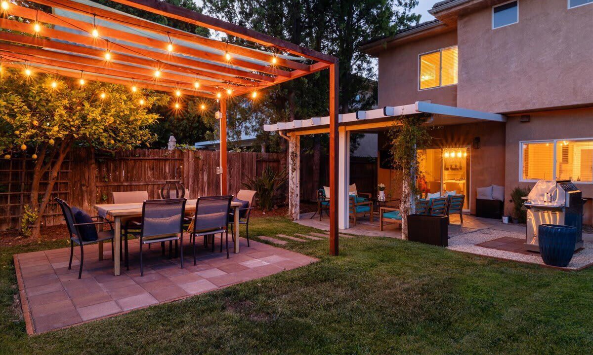 Photo of Outdoor in Valley Village