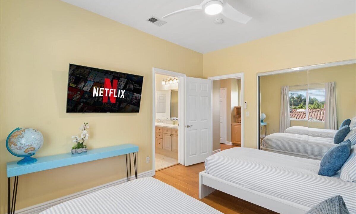 Photo of Bedroom in Valley Village