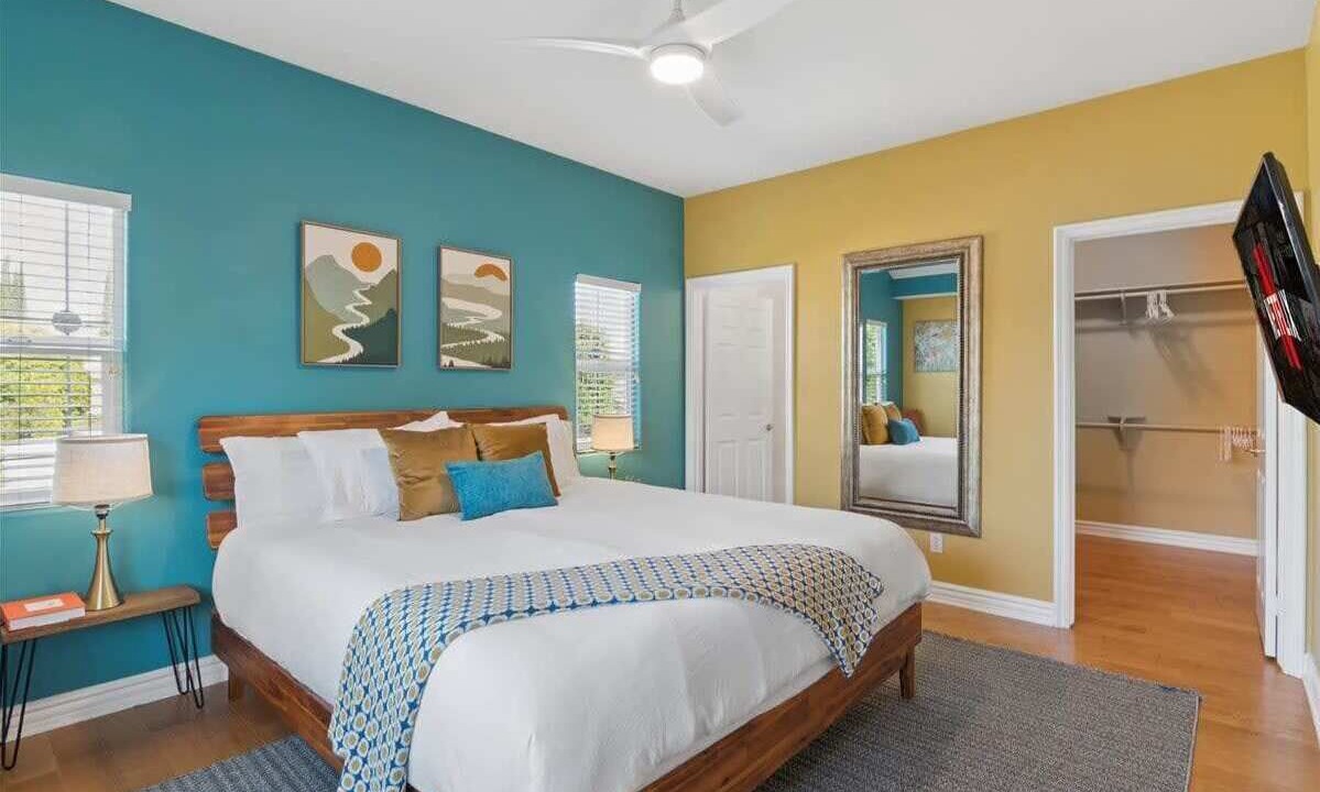 Photo of Bedroom in Valley Village
