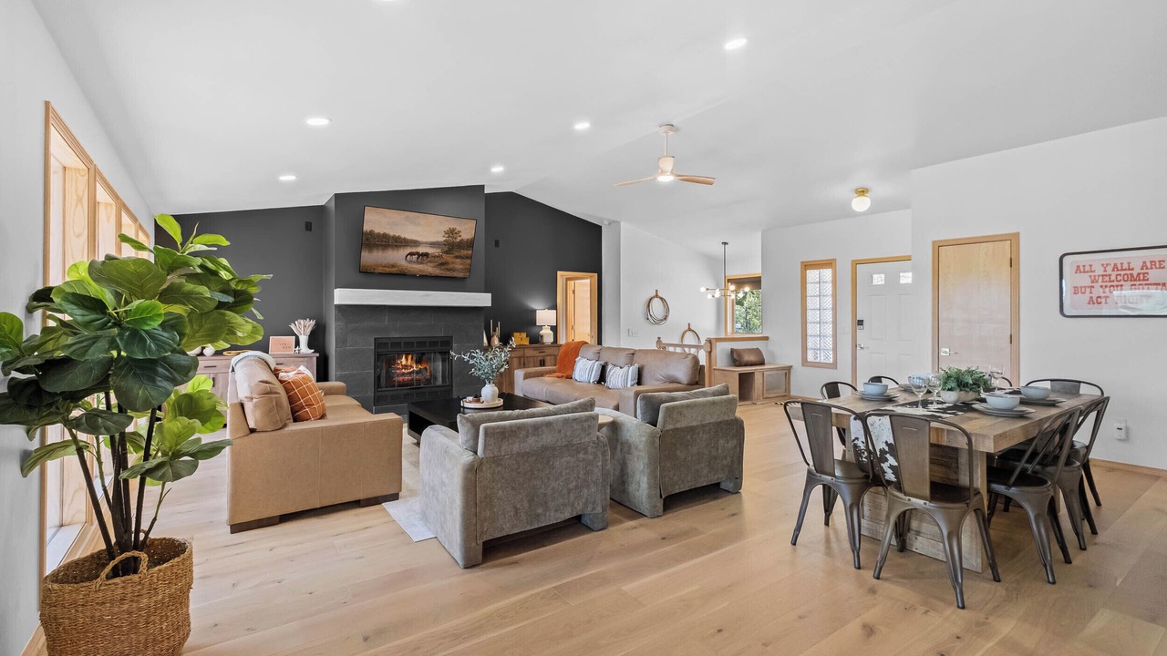 Photo of Livingroom in Bella Vista