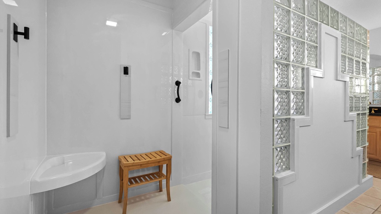 Photo of Bathroom in Bella Vista