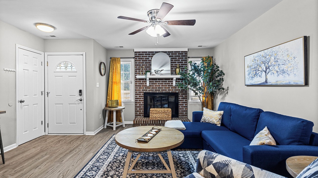 Photo of Livingroom in Piney Green