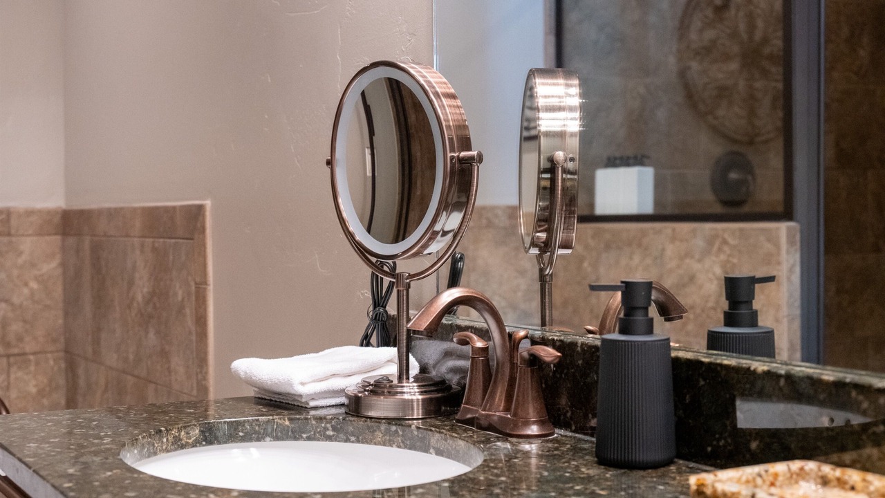 Photo of Bathroom in Mountain Green