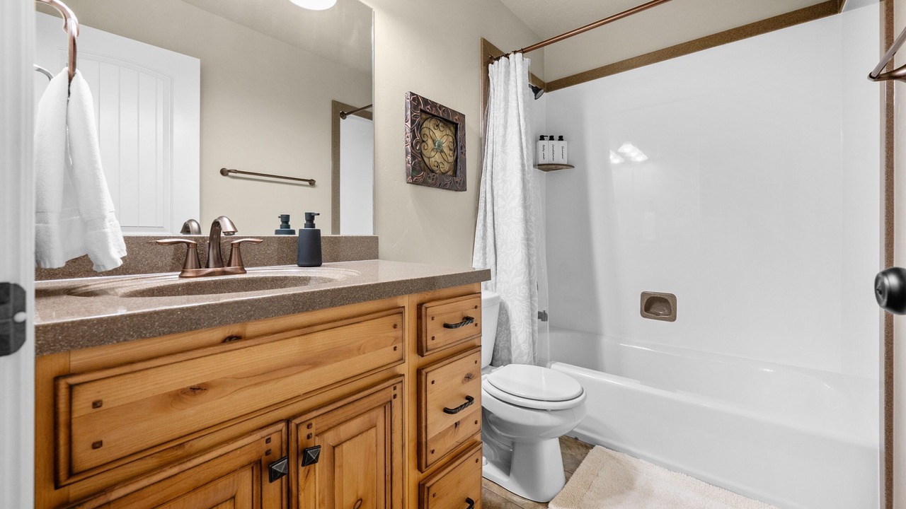 Photo of Bathroom in Mountain Green