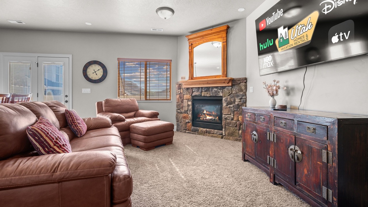 Photo of Livingroom in Mountain Green