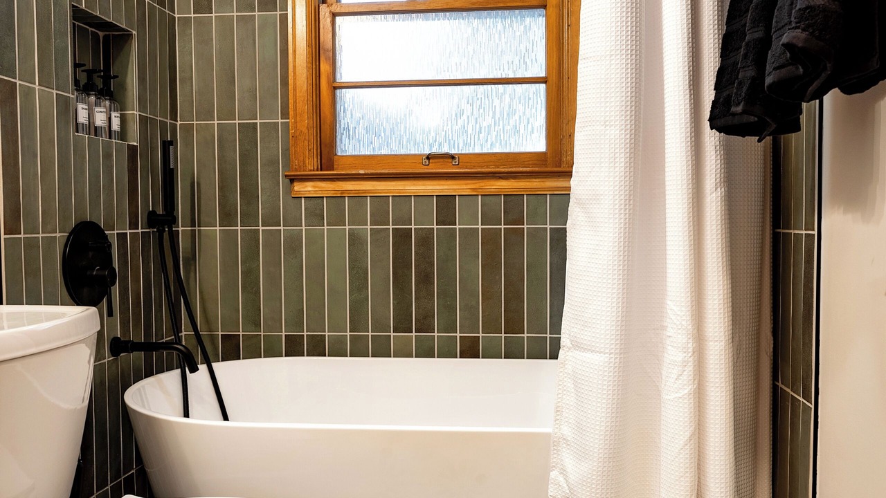 Photo of Bathroom in Midway