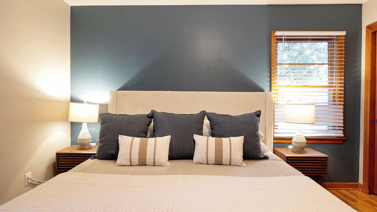 Photo of Bedroom in Midway