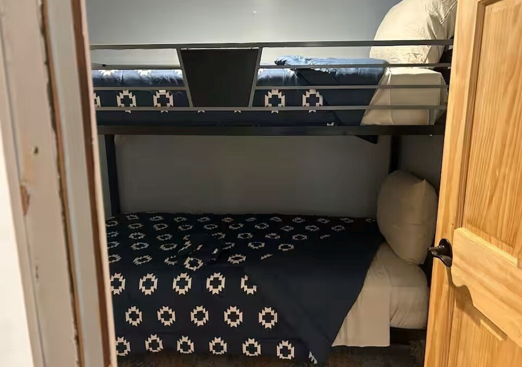 Photo of Bedroom in Narrowsburg