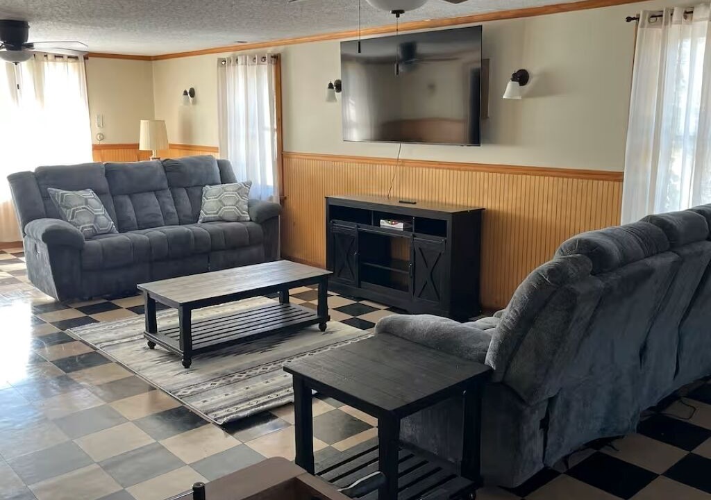 Photo of Livingroom in Narrowsburg