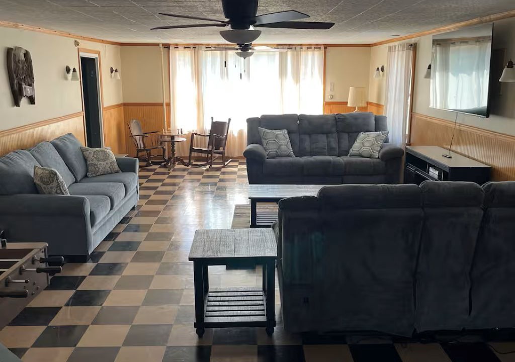 Photo of Livingroom in Narrowsburg