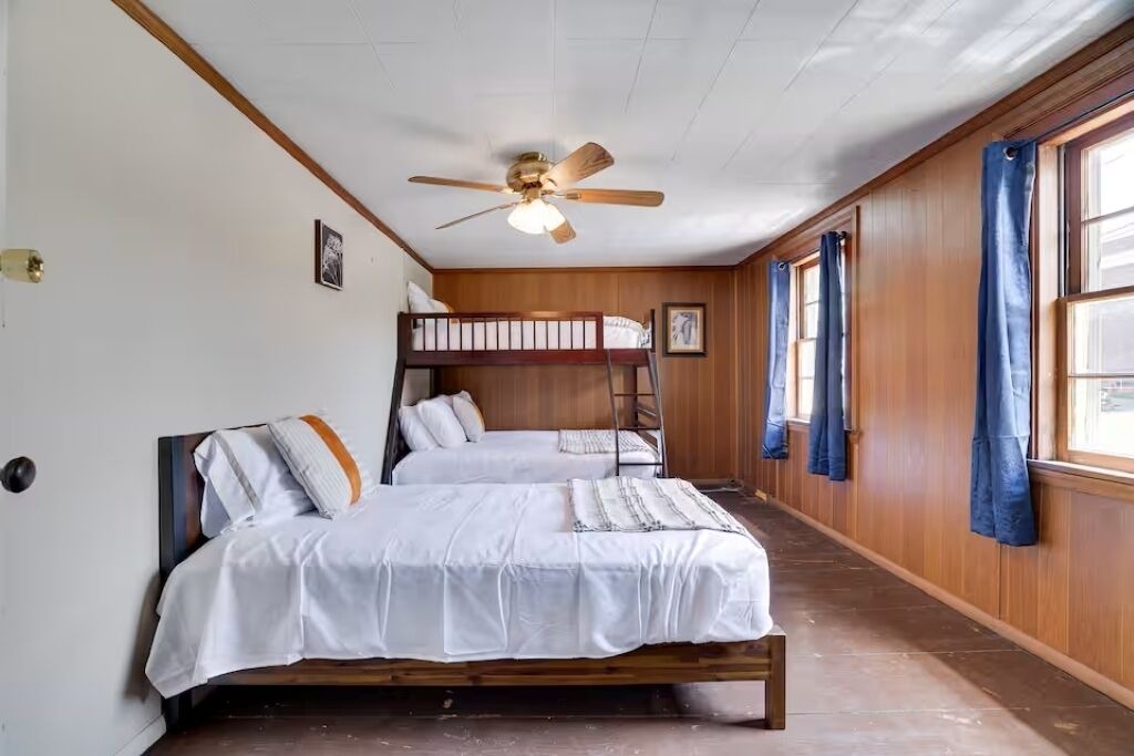 Photo of Bedroom in Narrowsburg