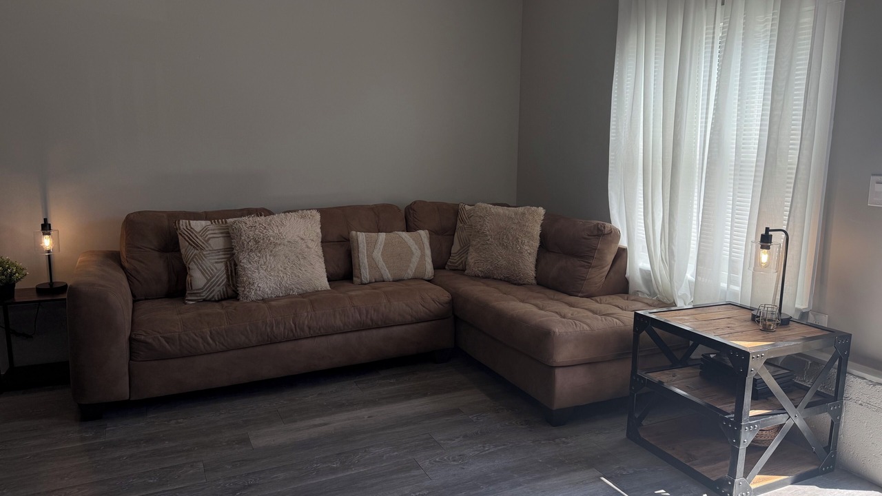 Photo of Livingroom in Stone Mountain