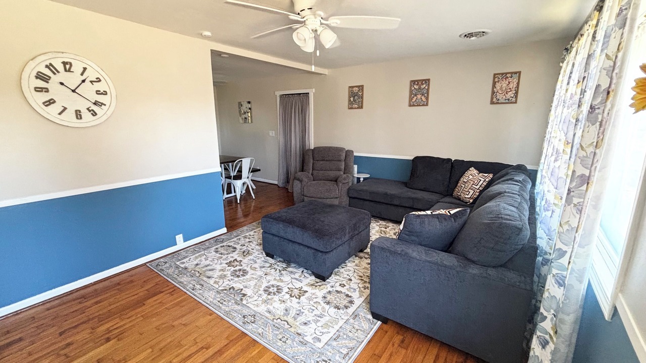 Photo of Livingroom in Licking