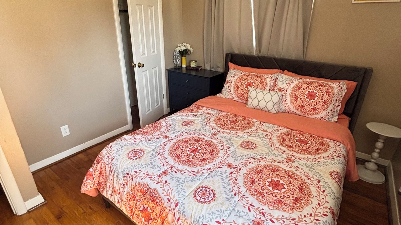 Photo of Bedroom in Licking