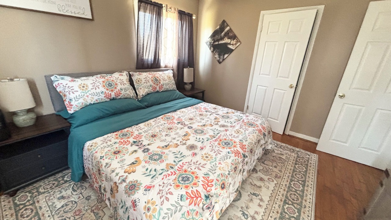 Photo of Bedroom in Licking