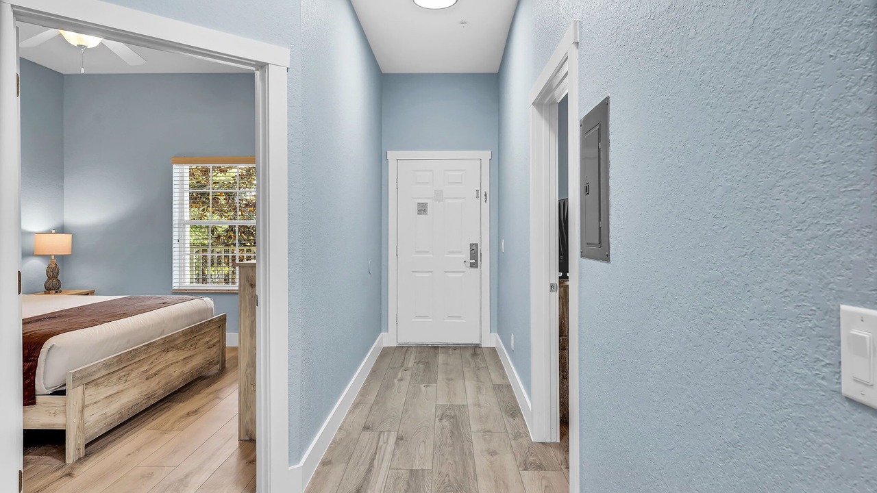 Photo of Bedroom in Bahama Bay