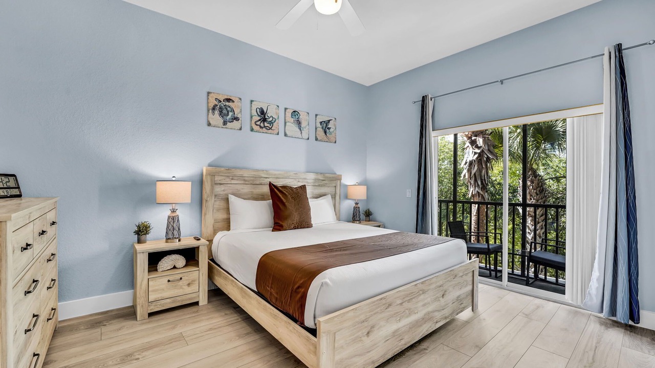 Photo of Bedroom in Bahama Bay