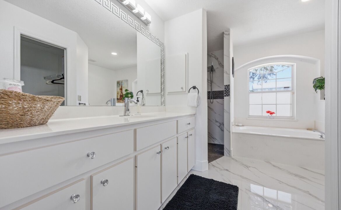 Photo of Bathroom in Lake Sarasota