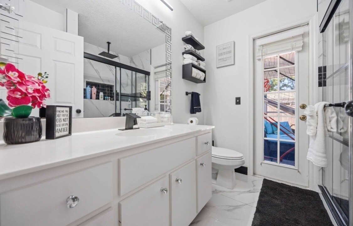 Photo of Bathroom in Lake Sarasota