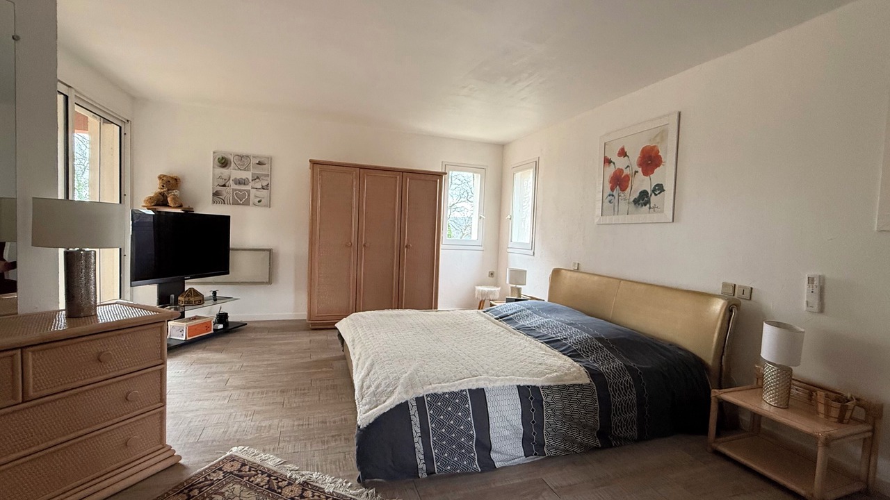 Photo of Bedroom in Le Teil