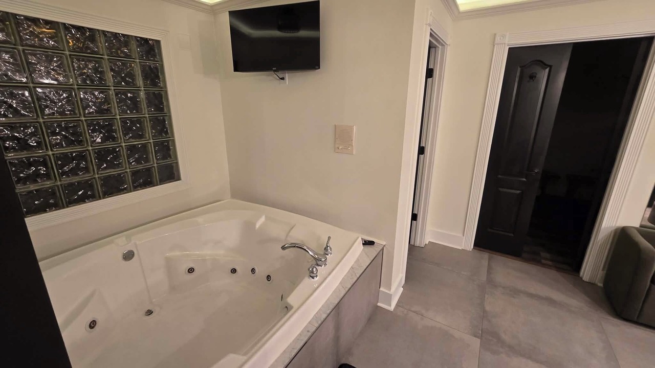 Photo of Bathroom in Oak Hill