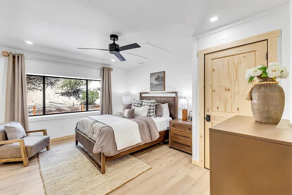 Photo of Bedroom in Fern Valley