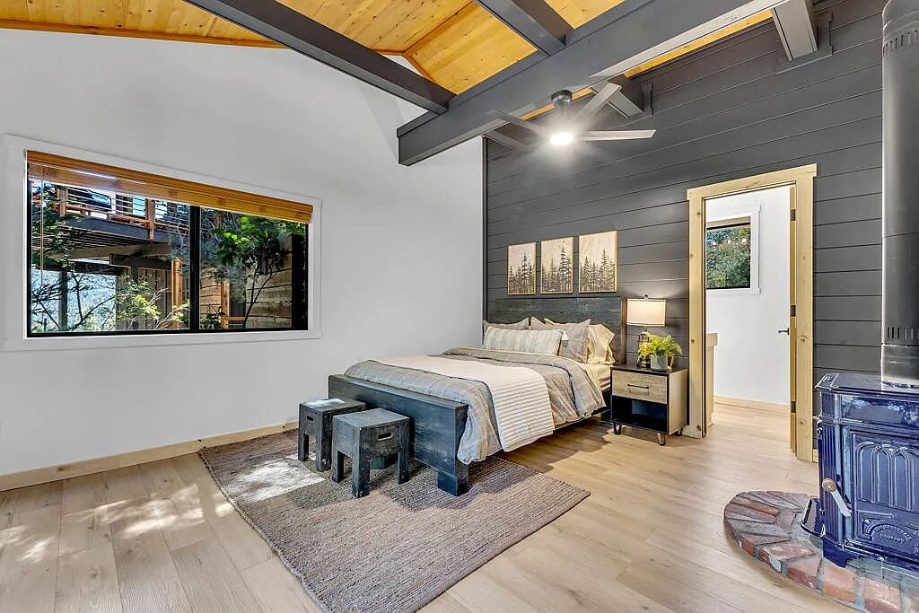 Photo of Bedroom in Fern Valley