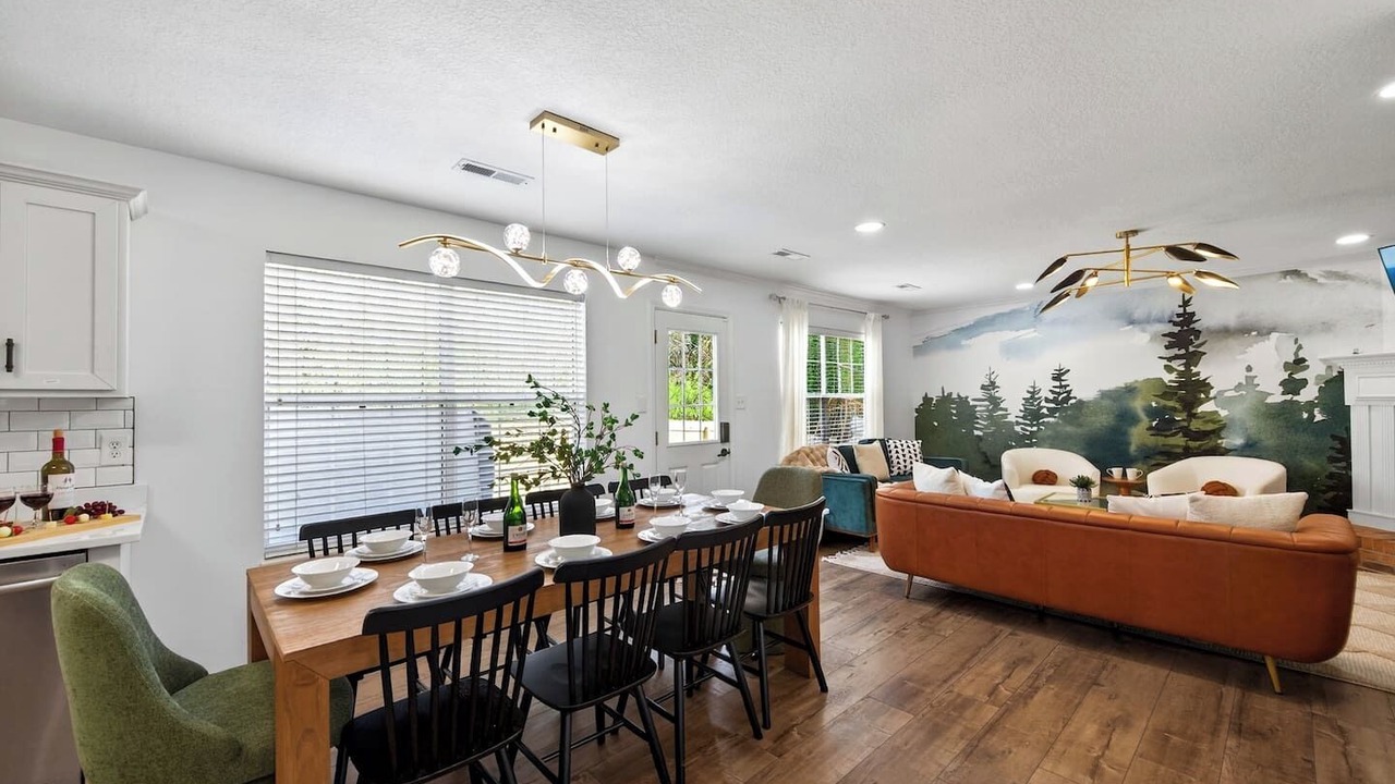 Photo of Bedroom in Ashley Oaks