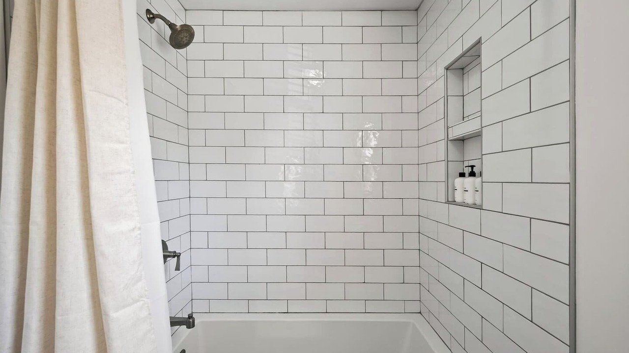 Photo of Bathroom in Ashley Oaks