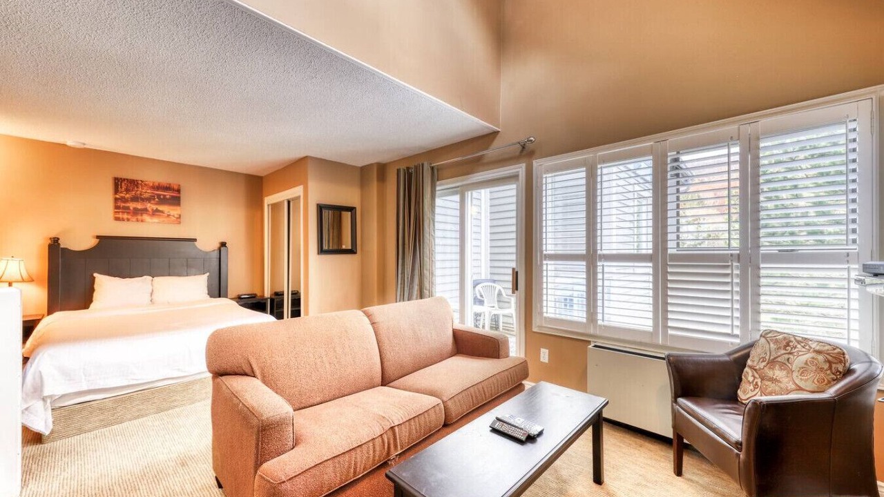 Photo of Bedroom in Craigleith