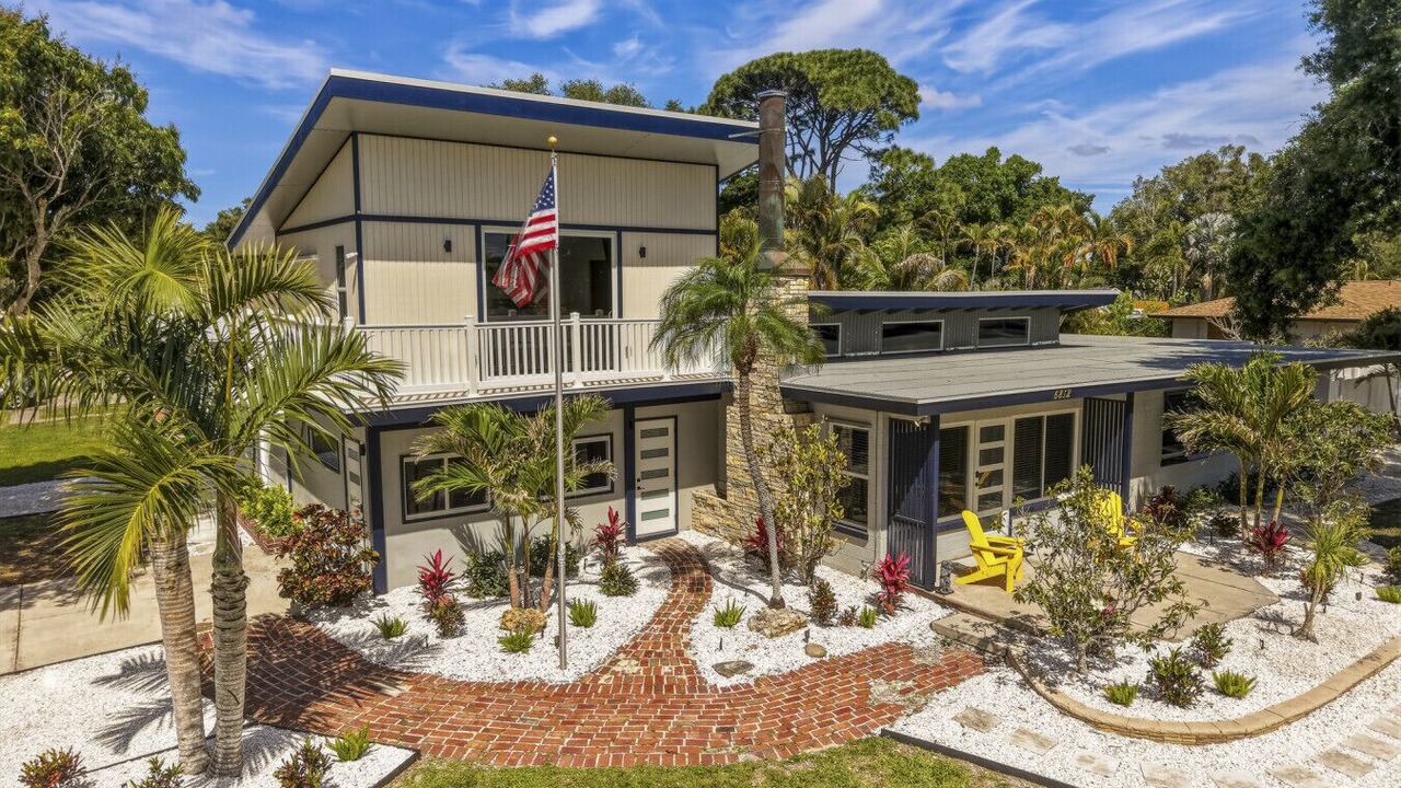 Photo of Outdoor in Bayshore Gardens
