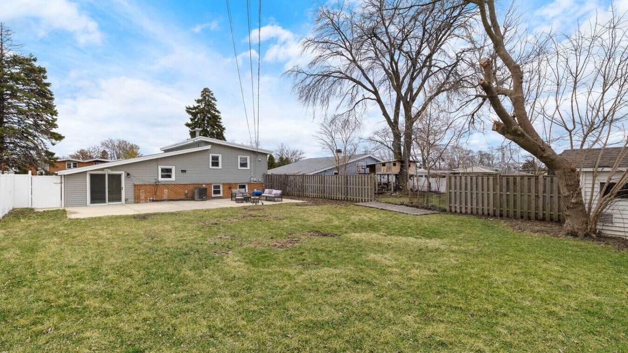 Photo of Outdoor in Des Plaines