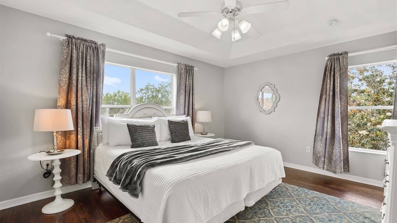 Photo of Bedroom in Crestwynd Bay