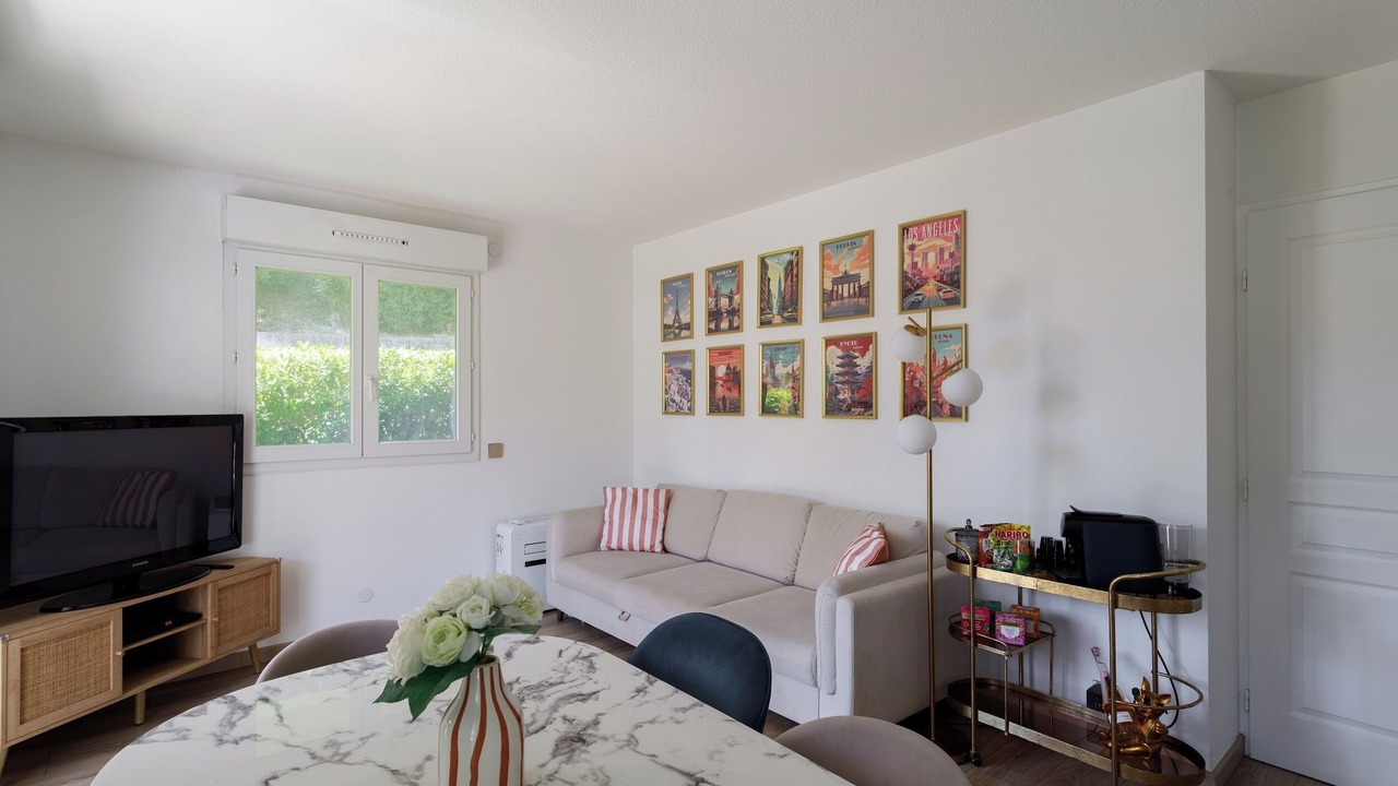 Photo of Livingroom in La Californie