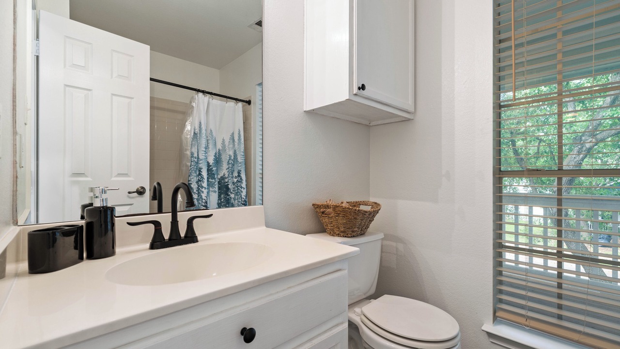 Photo of Bathroom in Kyle