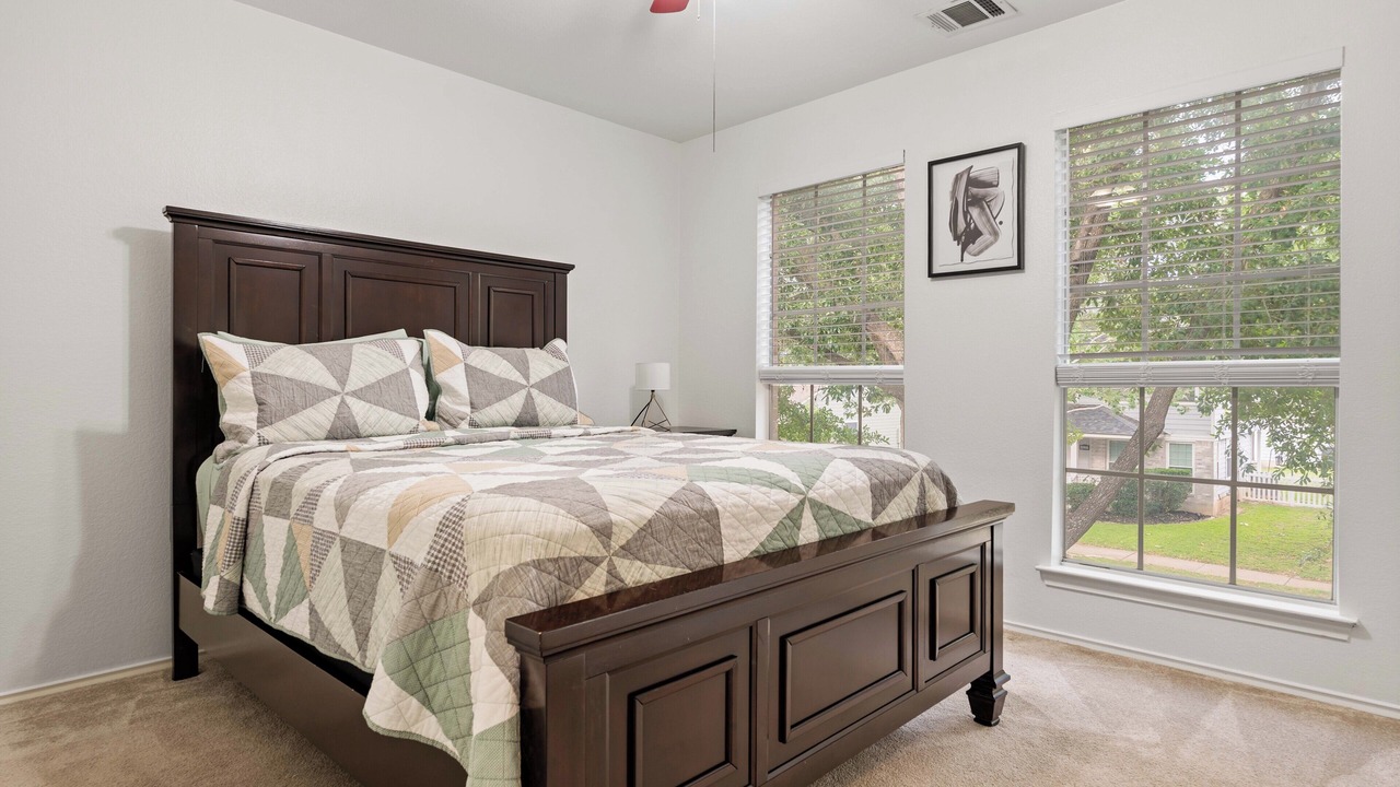 Photo of Bedroom in Kyle