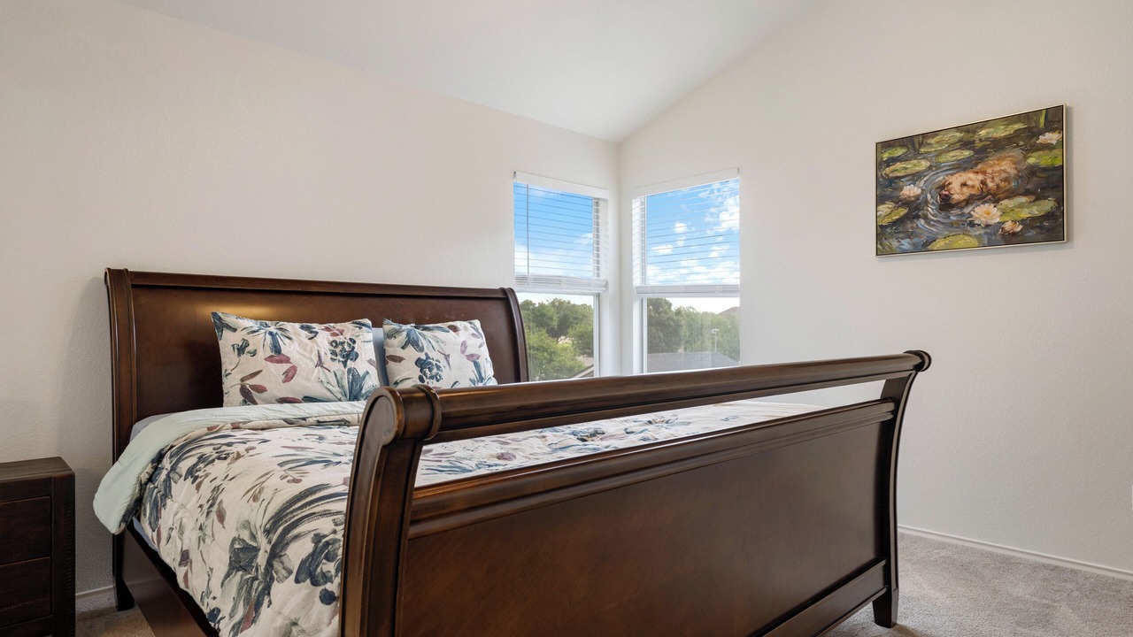 Photo of Bedroom in Kyle