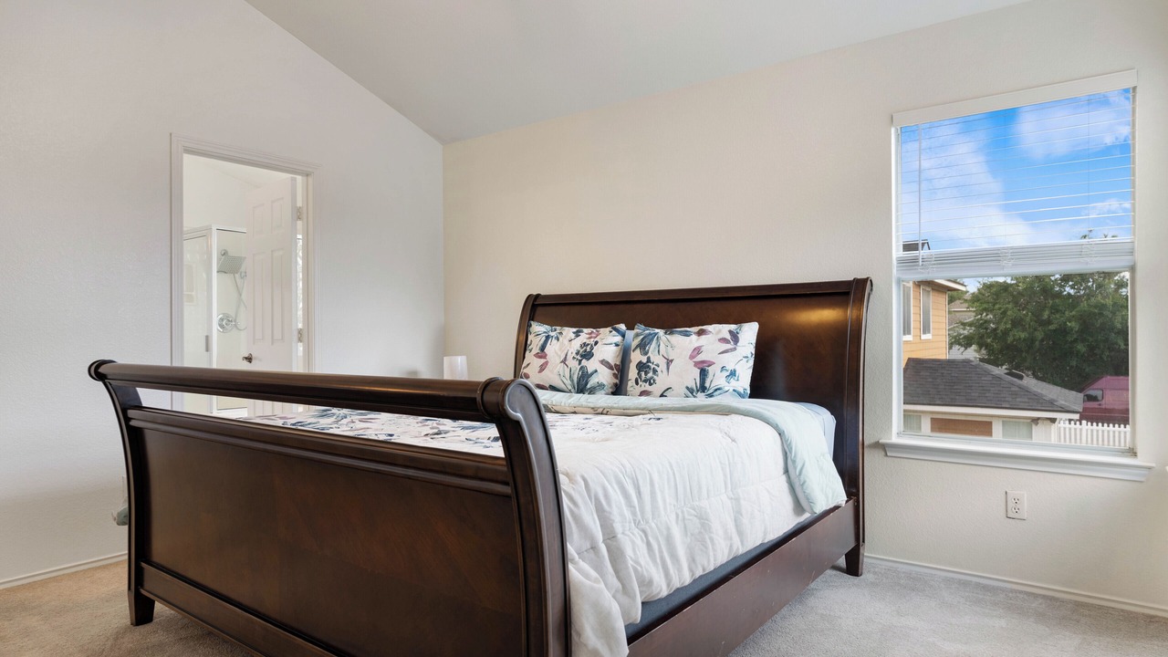 Photo of Bedroom in Kyle