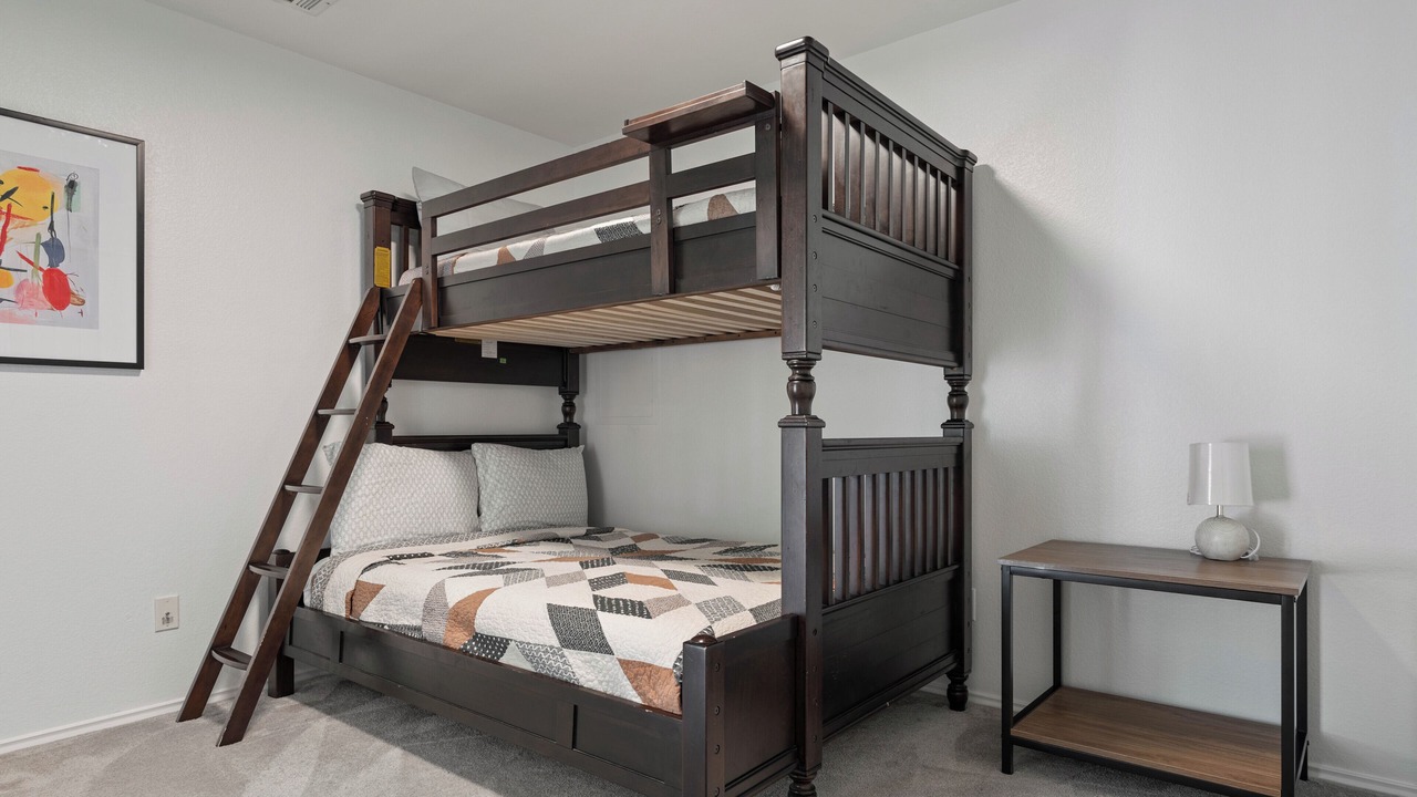 Photo of Bedroom in Kyle