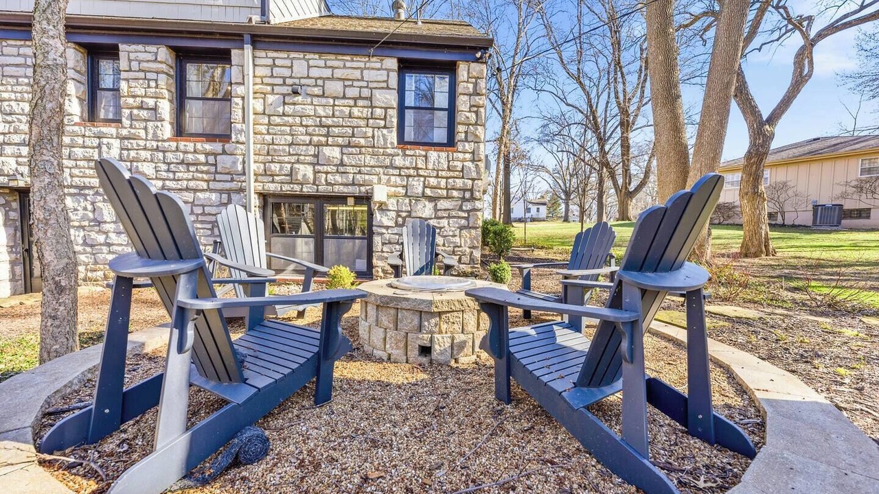 Photo of Patio Balcony in Leawood