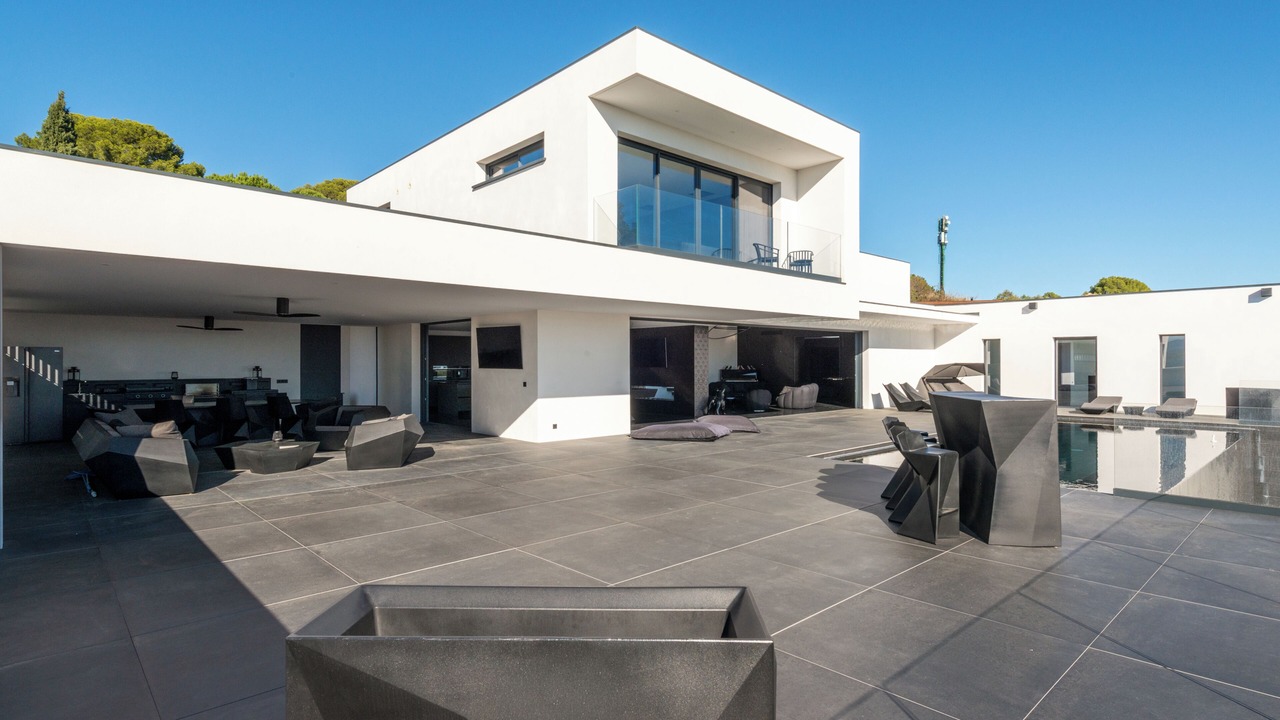 Photo of Outdoor in Thezan-les-Beziers