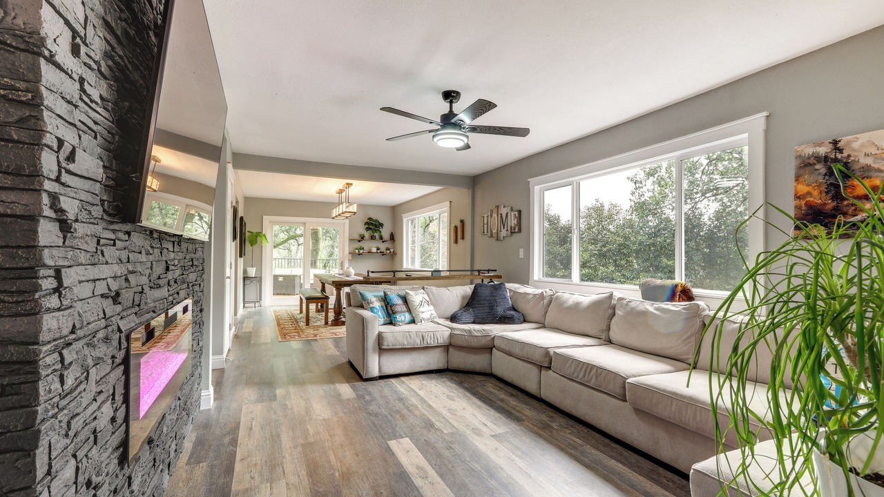 Photo of Livingroom in Placerville