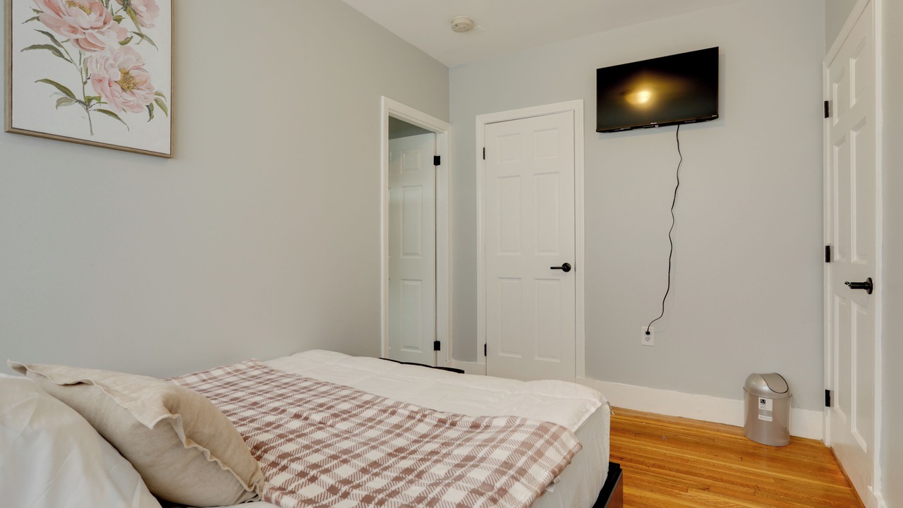 Photo of Bedroom in Milton