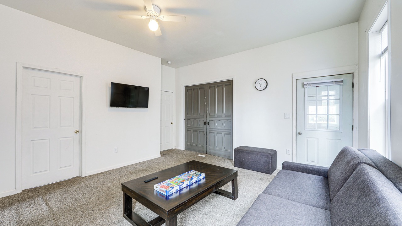 Photo of Livingroom in Little Falls